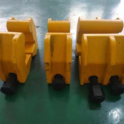 Adjustable Rail Clamp